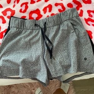 Lululemon On The Fly Short